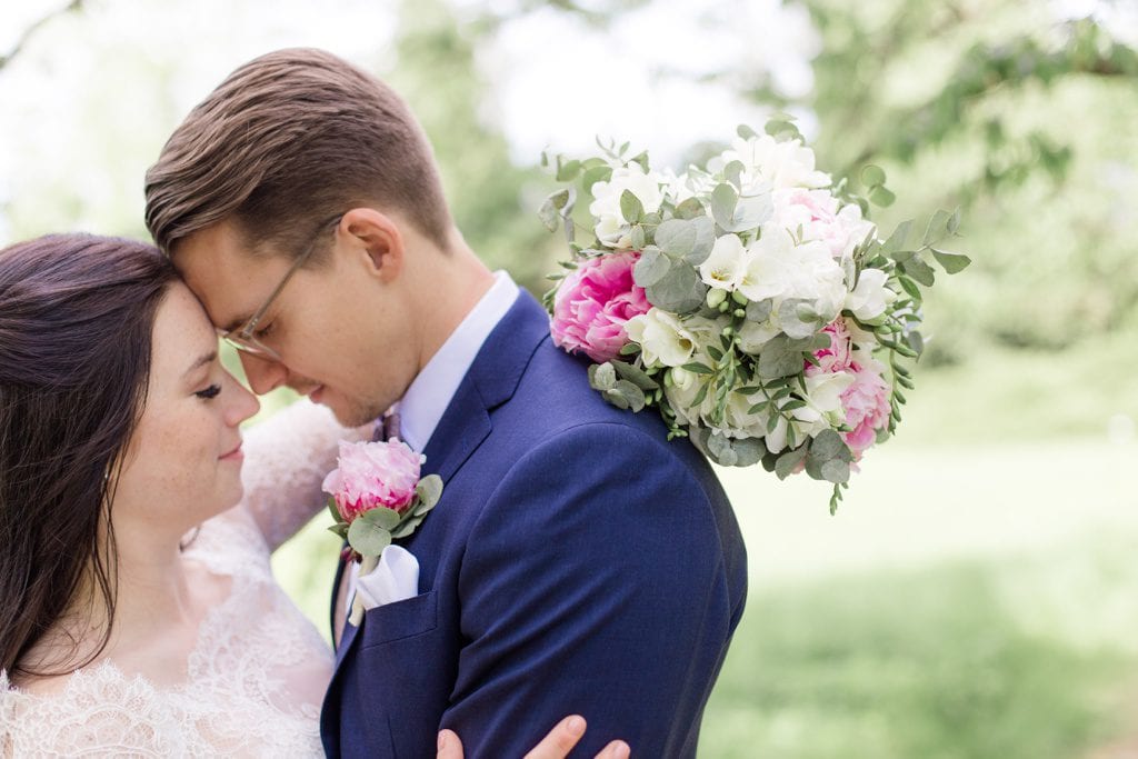 Romantische DIY Hochzeit von Sandra und Eric in der Villa Schützenhof in Berlin-Spandau