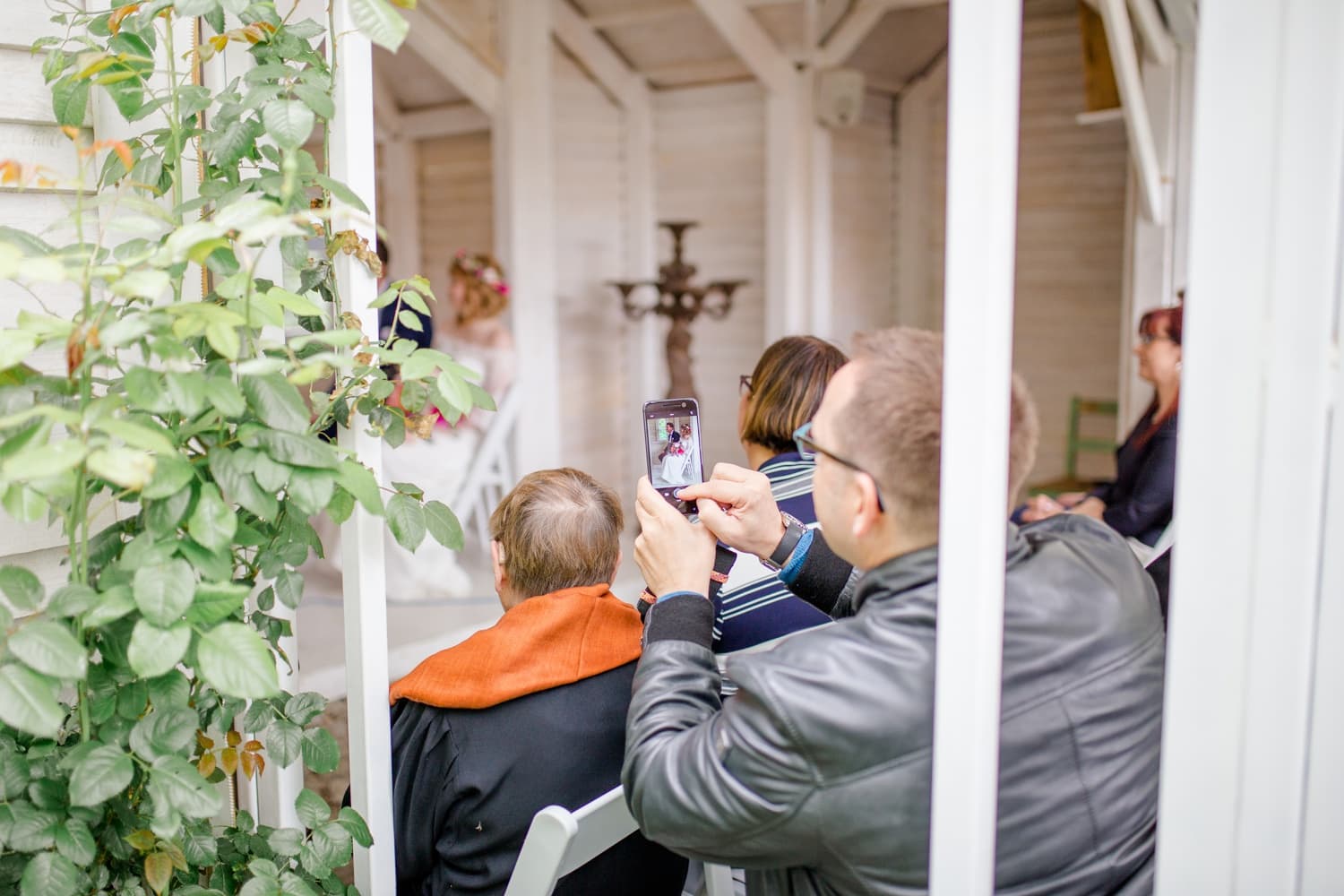 Urbane Garden Hochzeit von Nina und Willi in der Oberhafenkantine Berlin