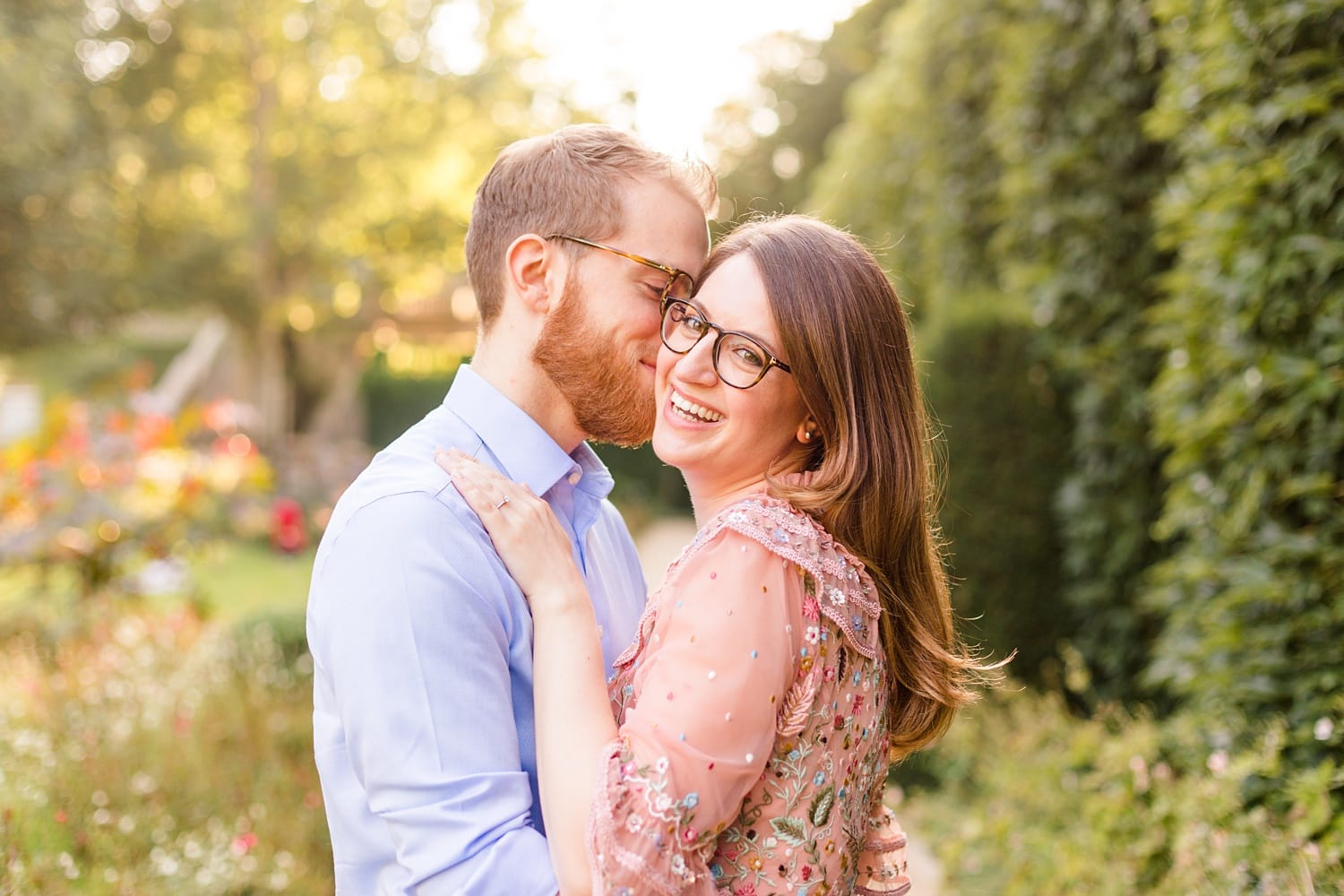 Spätsommerliches Verlobungsshooting mit Samantha und Immanuel im Körnerpark Berlin