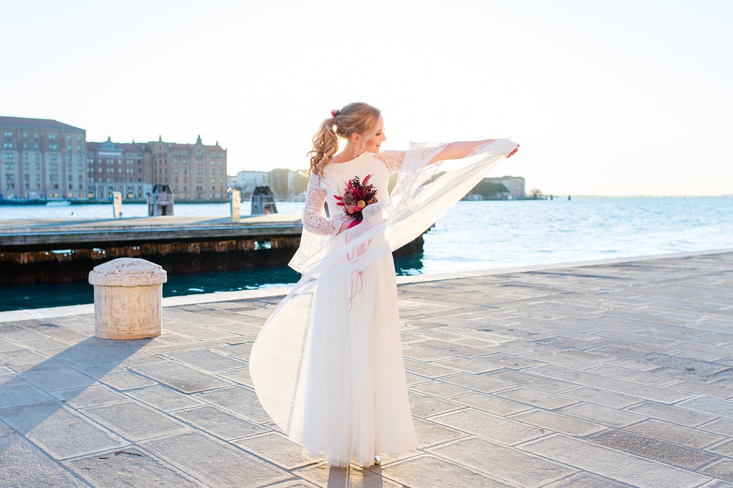 Bridal Portraits in Venedig am Wasser