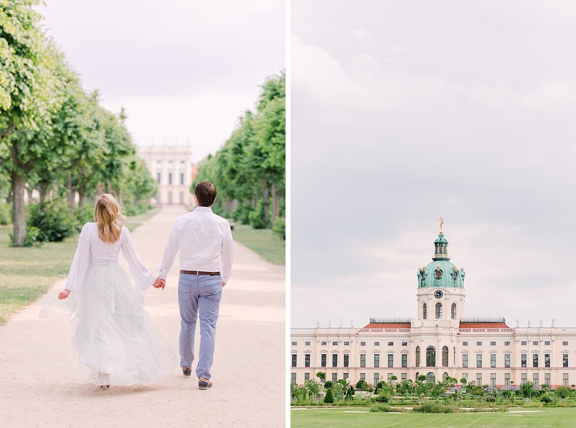 Paar geht Hand in Hand Richtung Schloss Charlottenburg