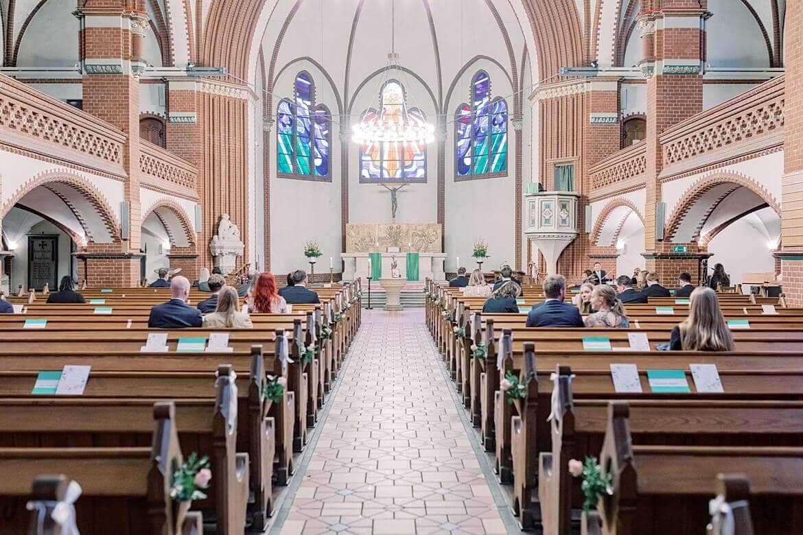 Innenaufnahme einer Kirche