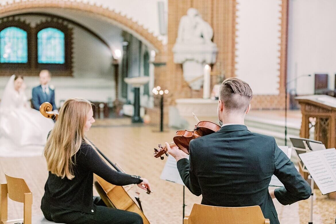 Musiker in Kirche