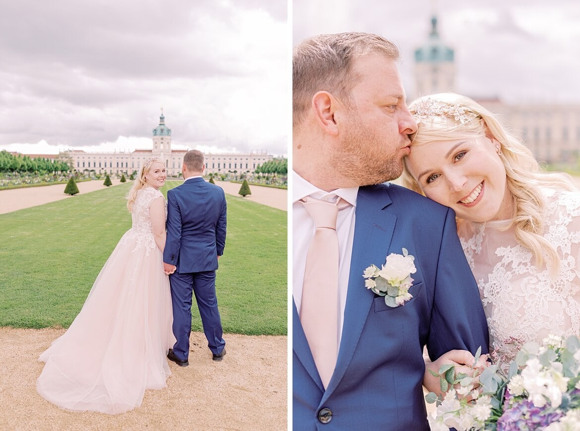 Hochzeitspaar vor dem Schloss Charlottenburg Berlin