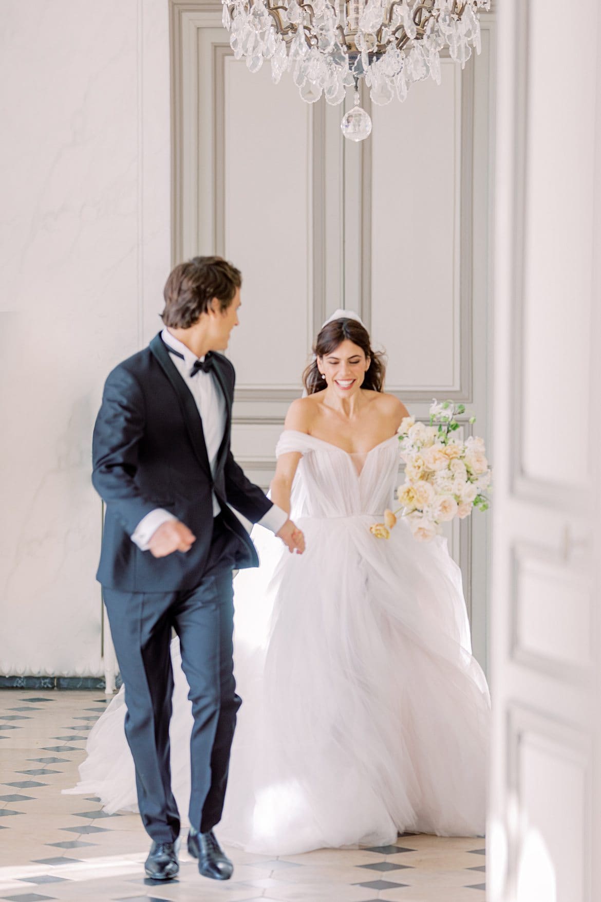 Dusty Blue Wedding Editorial at Château de Courtomer France