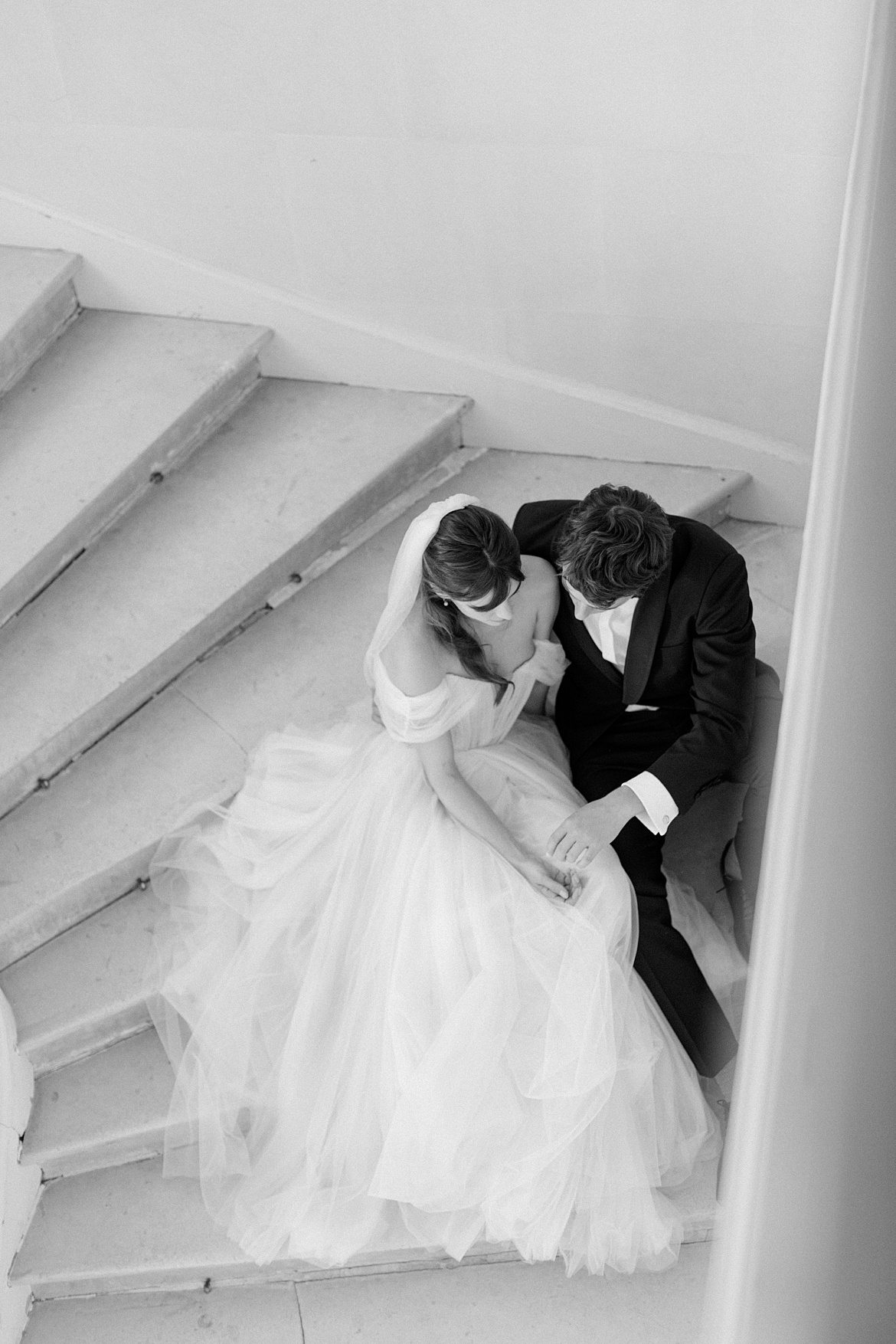 Dusty Blue Wedding Editorial at Château de Courtomer France