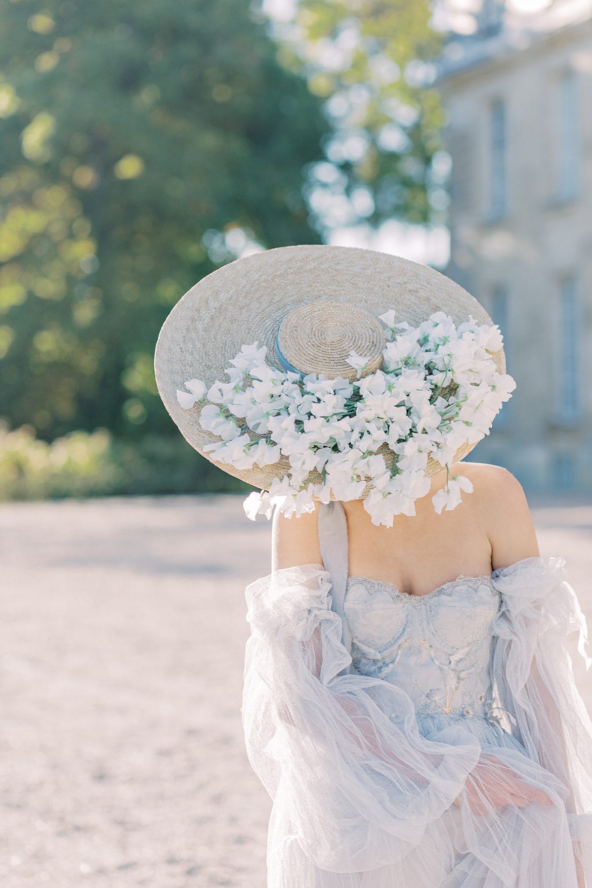 Dusty Blue Wedding Editorial at Château de Courtomer France