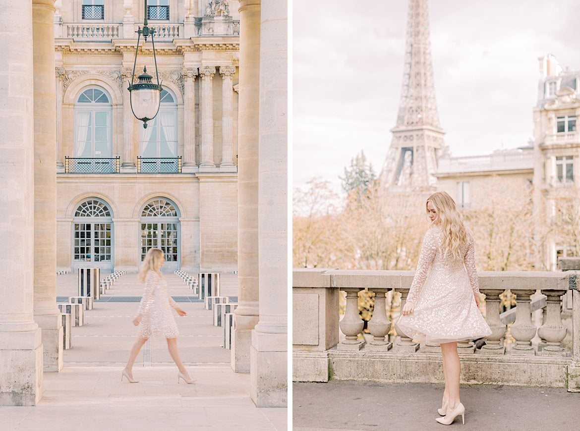 Blonde Frau vor dem Eiffelturm in Paris