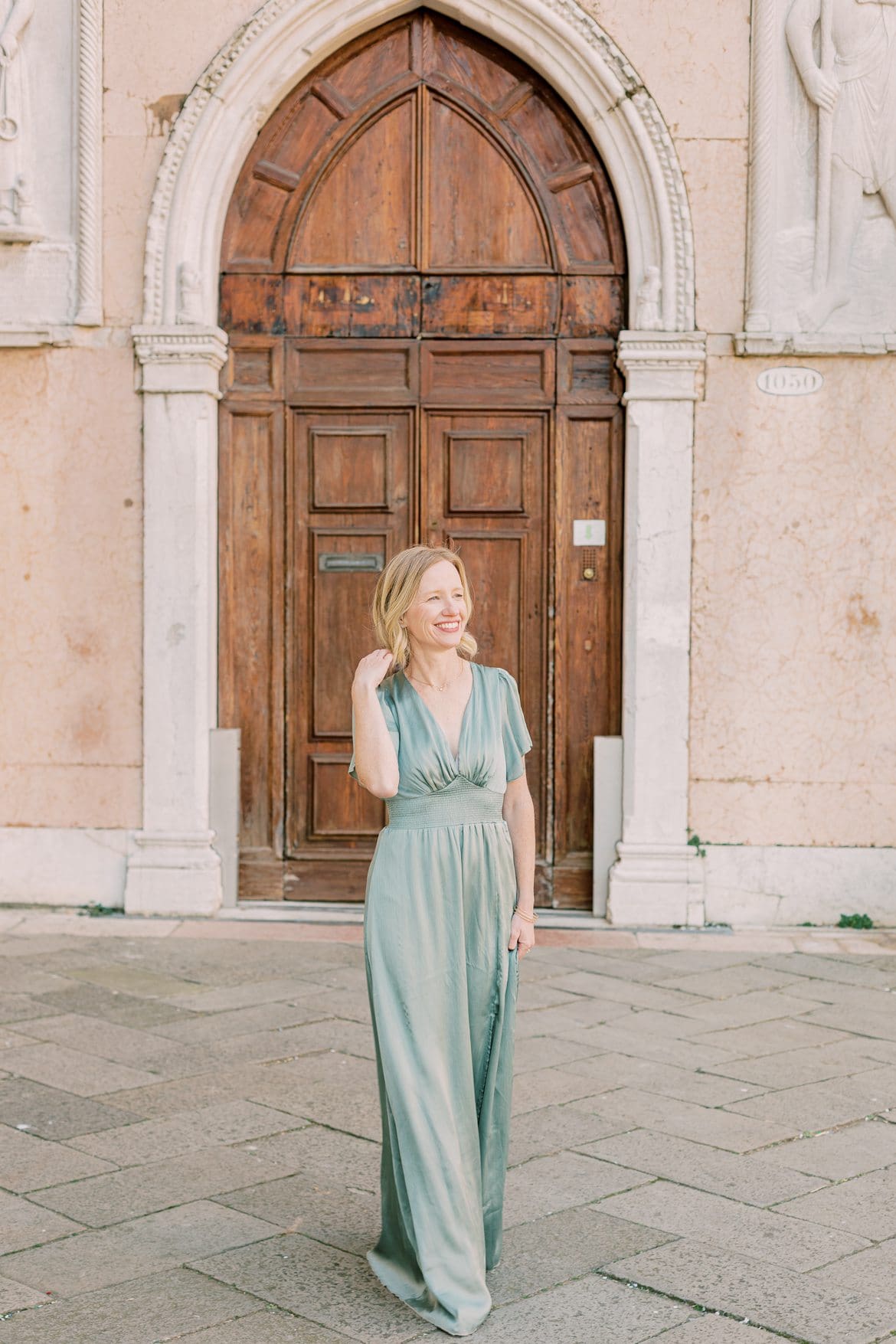 Blonde Frau in Venedig, Italien