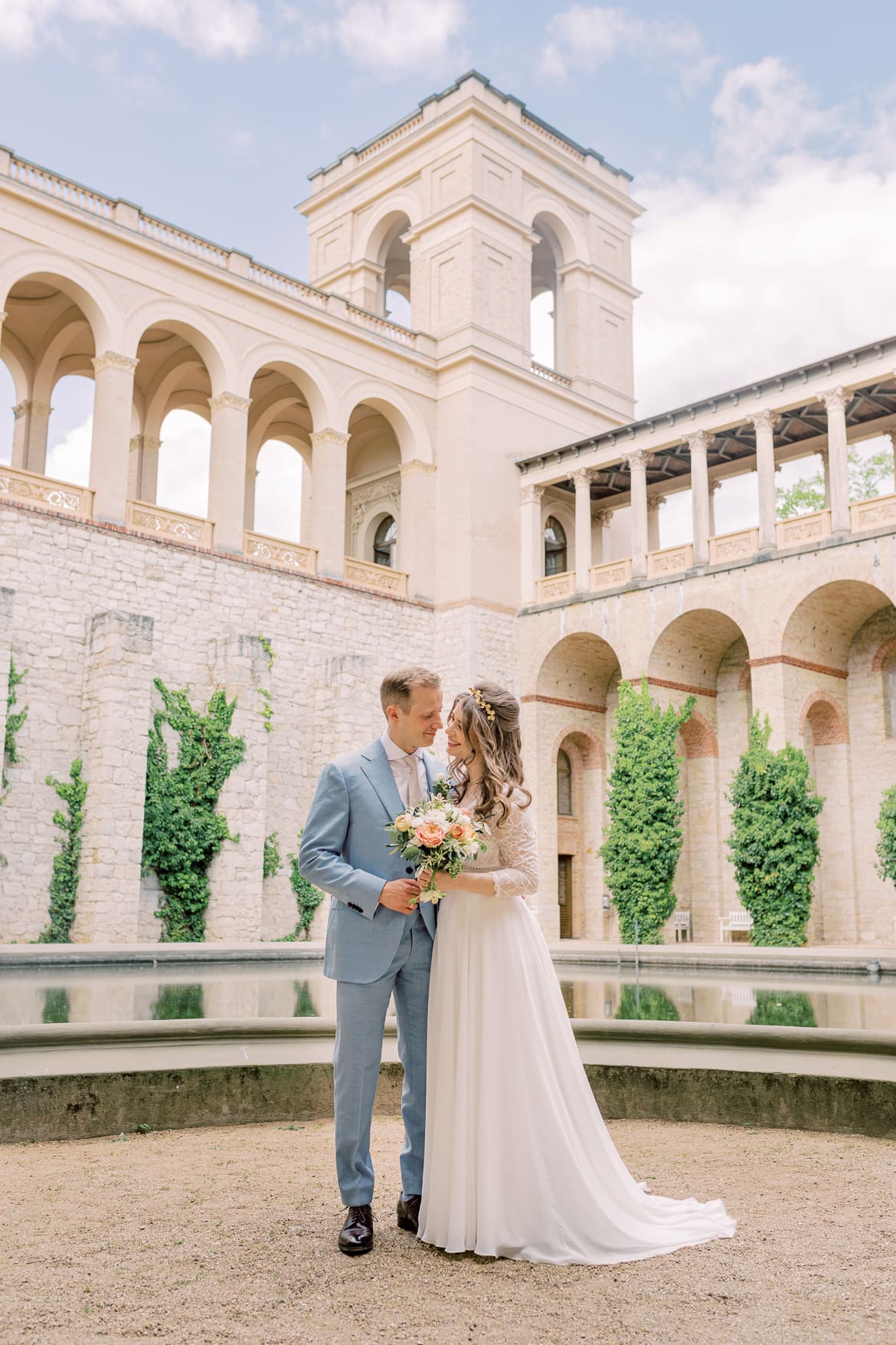 Brautpaar zur Hochzeit im Belvedere auf dem Pfingstberg Potsdam