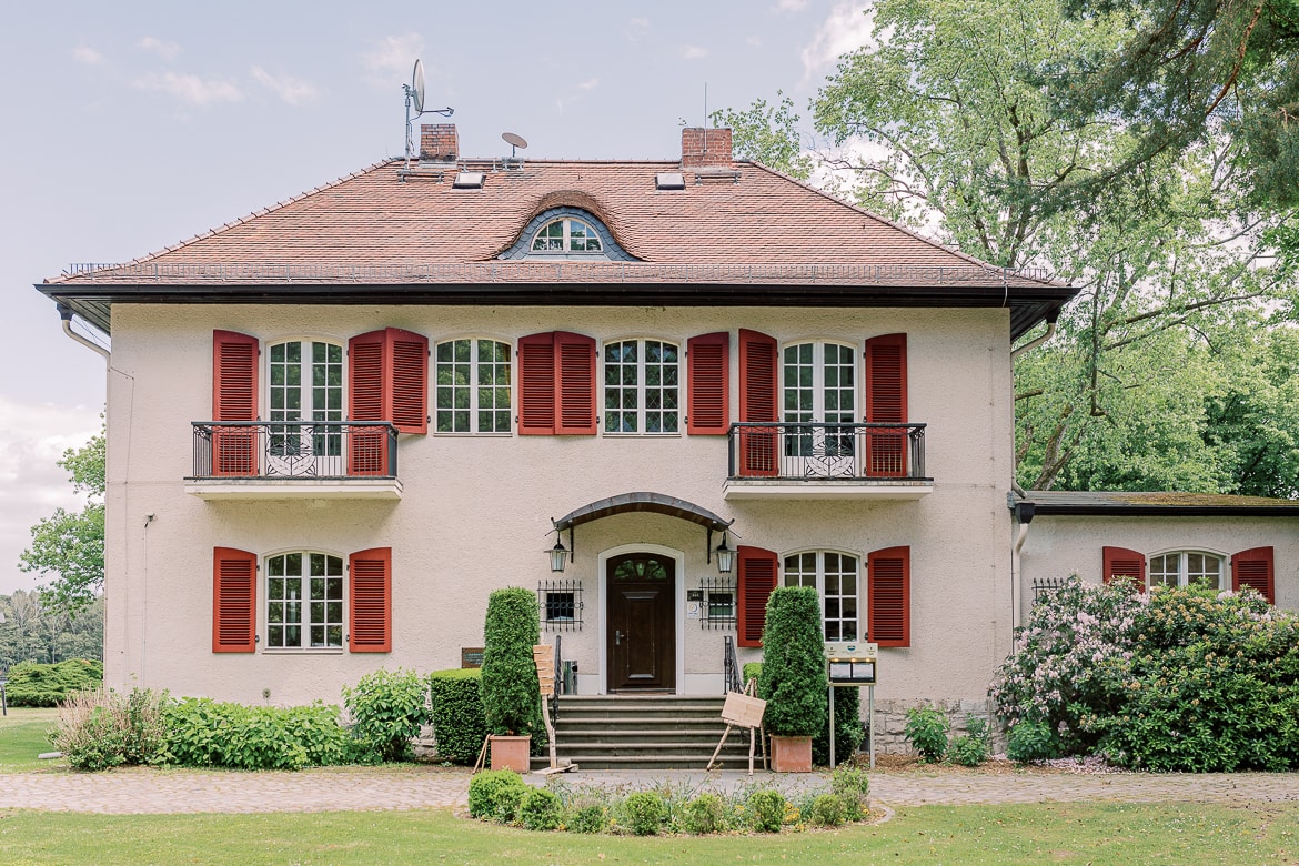 Hotel Waldhaus Prieros von außen