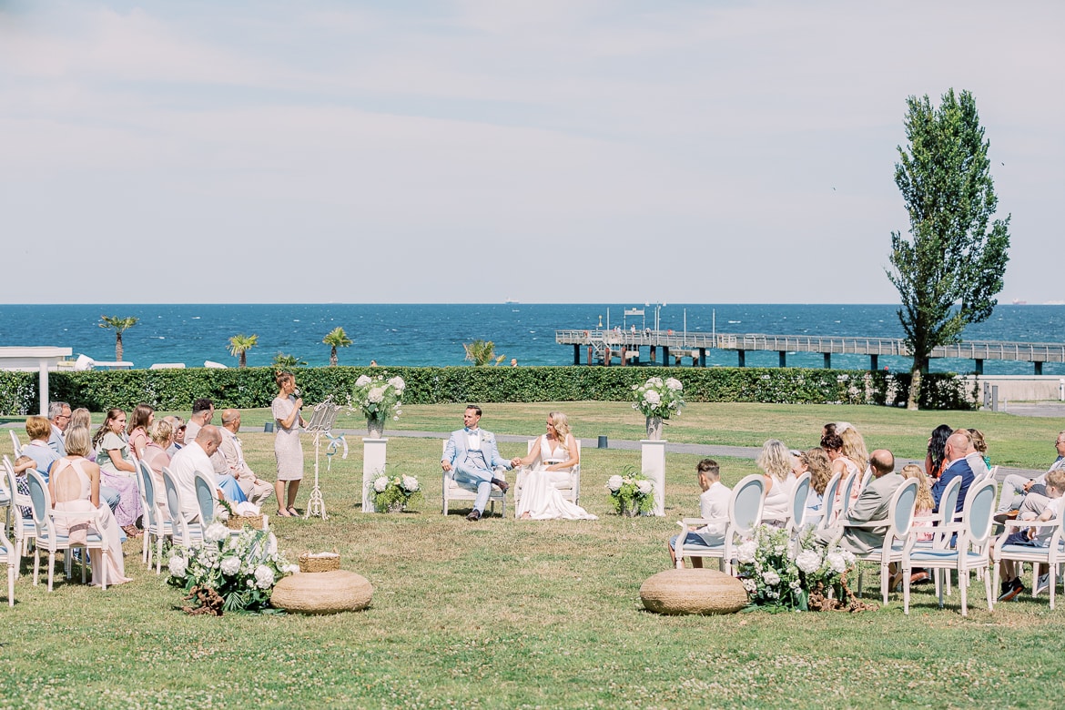 Trauung mit Blick auf das Meer im Grand Hotel Heiligendamm