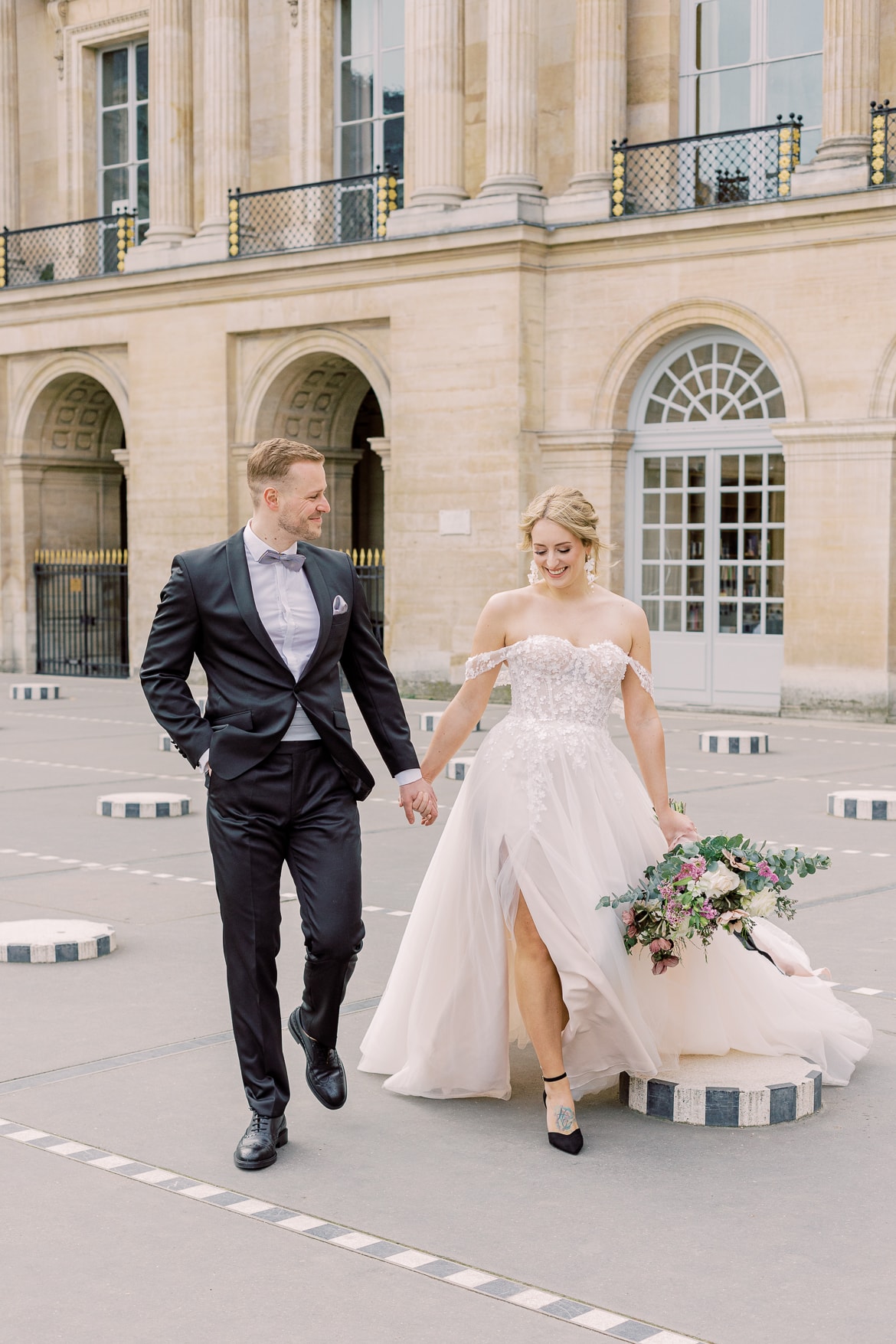 Hochzeitspaar im Palais Royal Paris