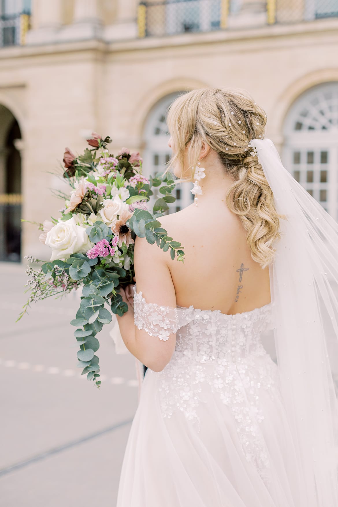 Braut im Palais Royal Paris