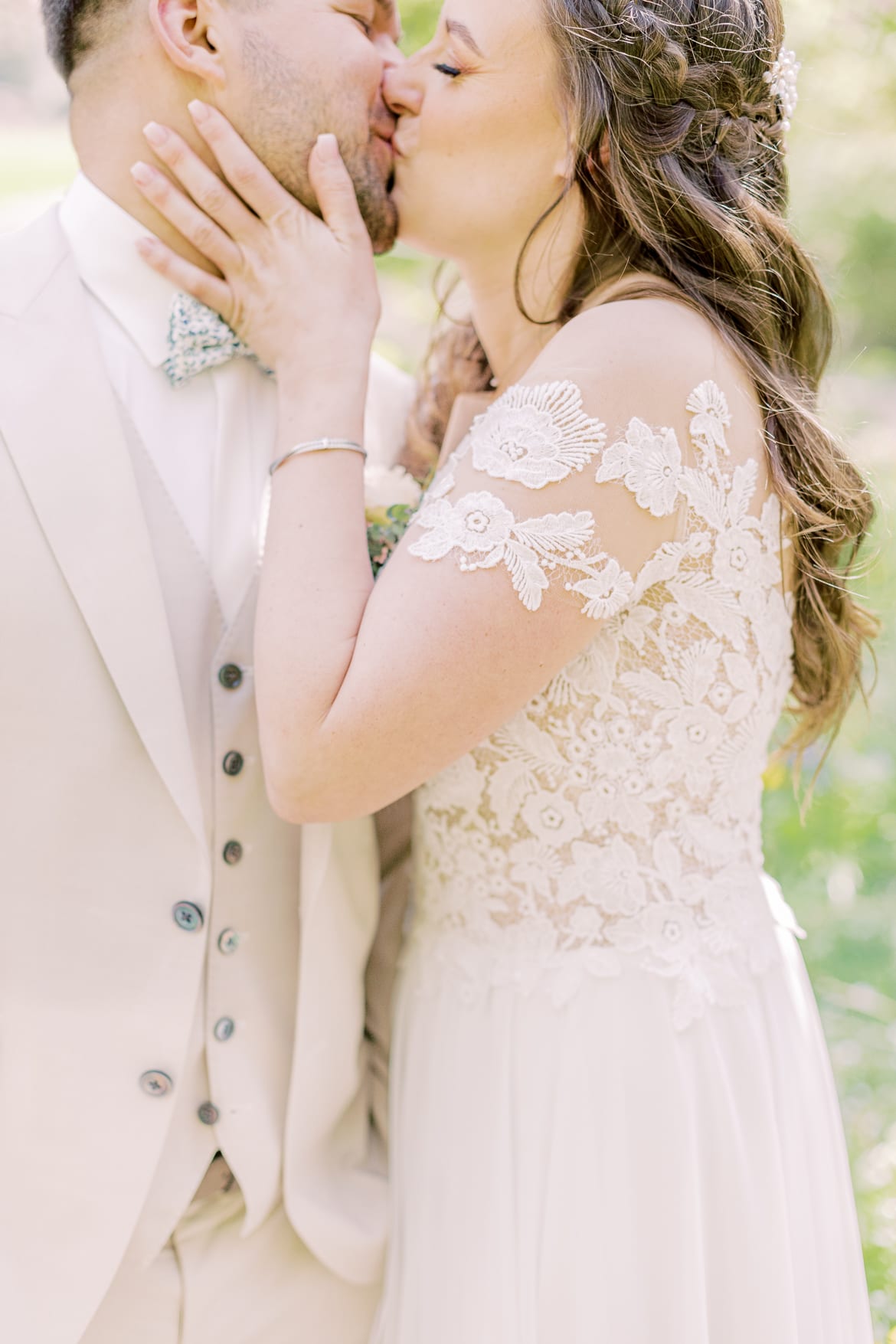 Hochzeitspaar im Botanischen Garten Berlin