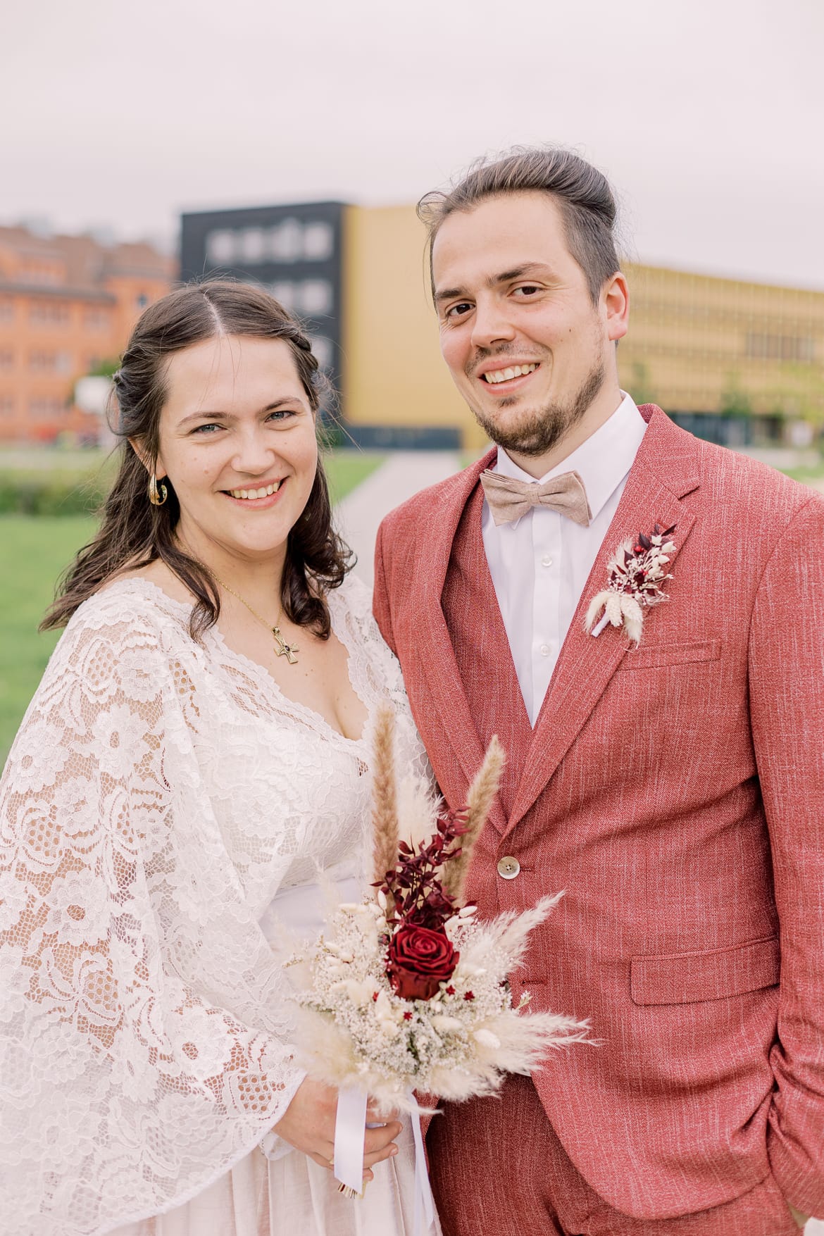 Hochzeitspaar bei den Motorenwerken Adlershof