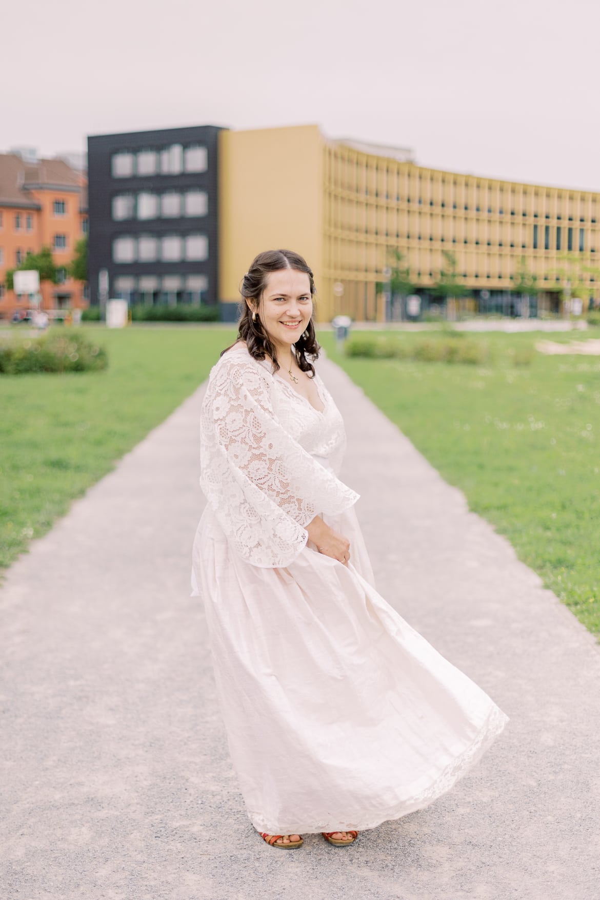 Hochzeitspaar bei den Motorenwerken Adlershof