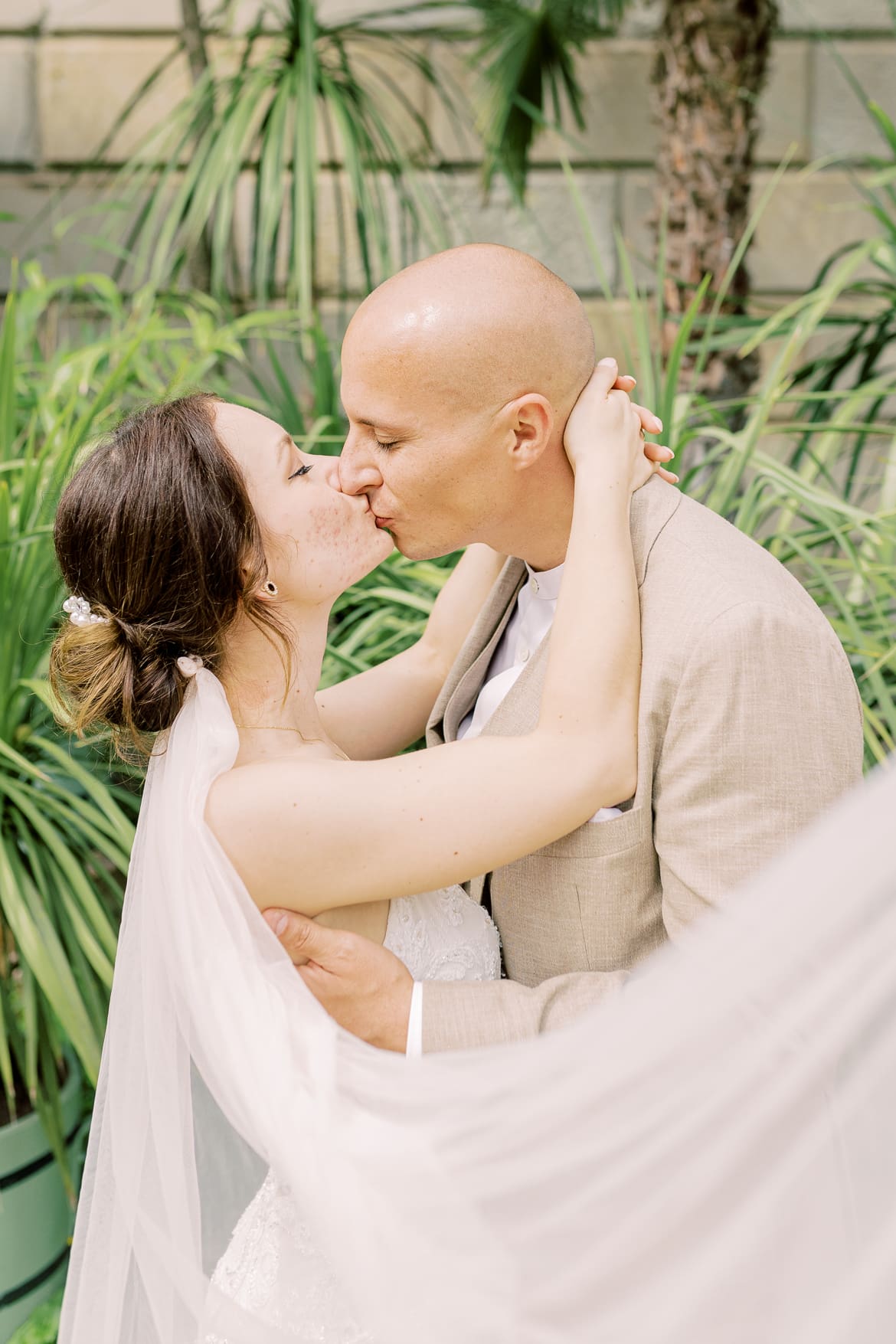 Hochzeitspaar Portraits im Sizilianischen Garten Potsdam