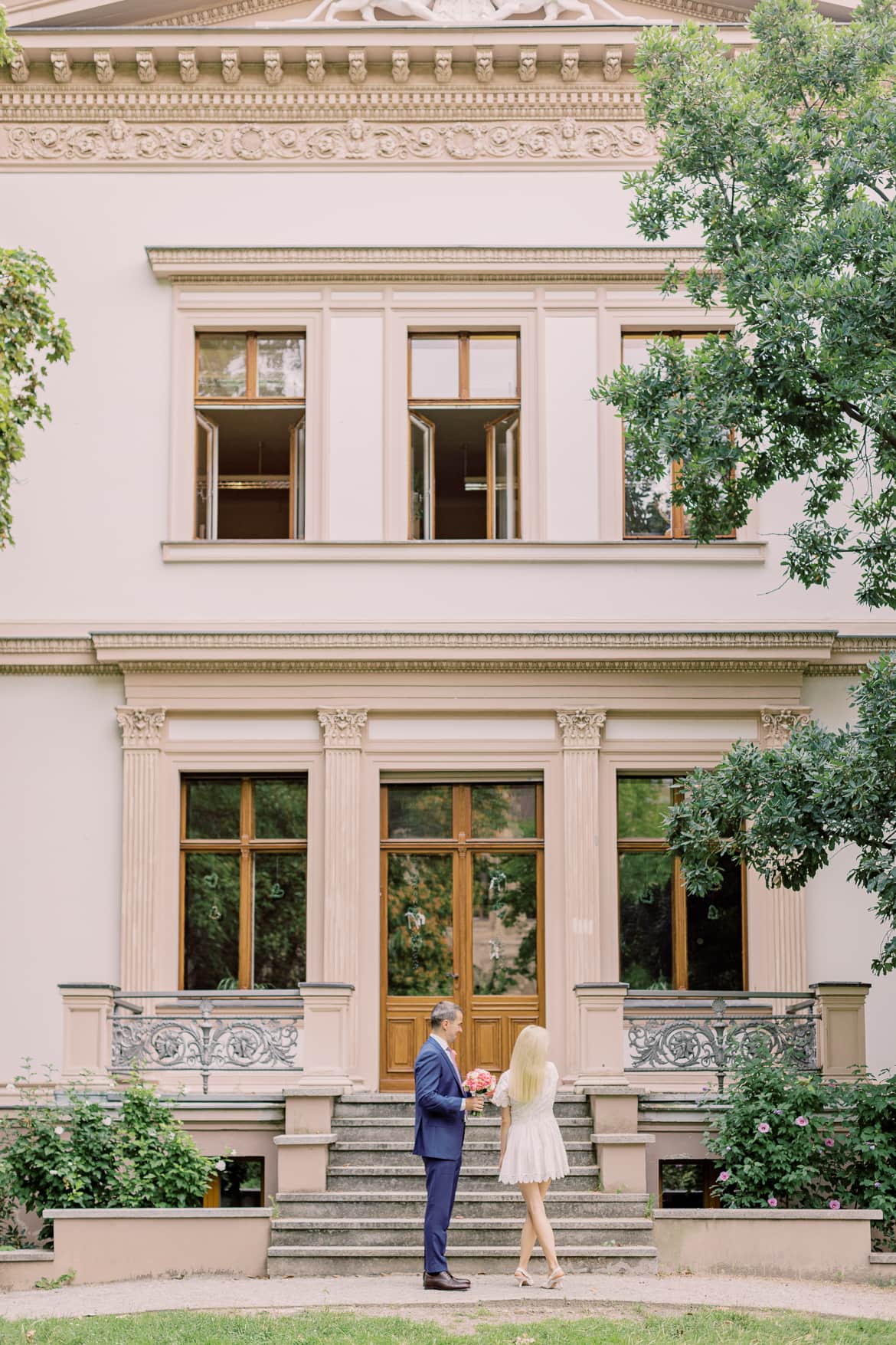 Familiäre standesamtlichen Trauung in der Villa Kogge Berlin Charlottenburg