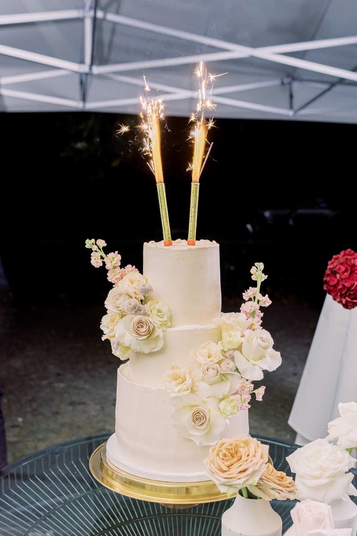 Hochzeitstorte mit Feuerwerk