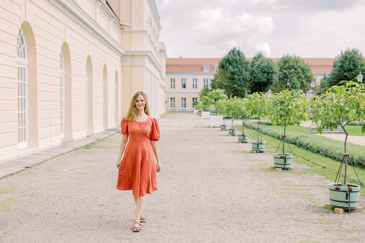 Fashion Portraits mit selbst entworfenen und genähten Kleid