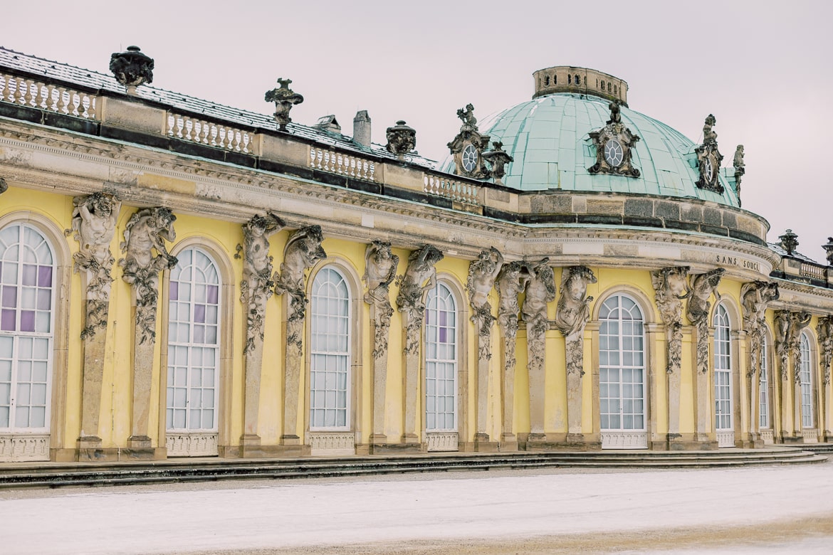 Winterliche Schnee Verlobung in Potsdam