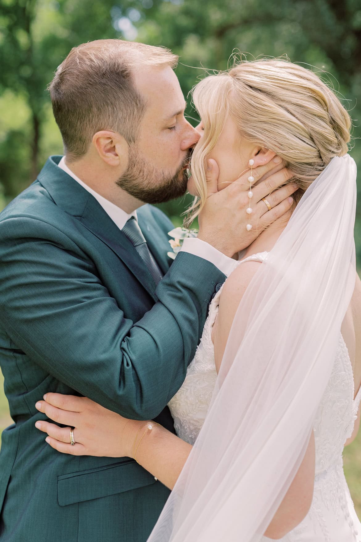 Hochzeit auf Burg Storkow mit freier Trauung im elterlichen Vierseithof