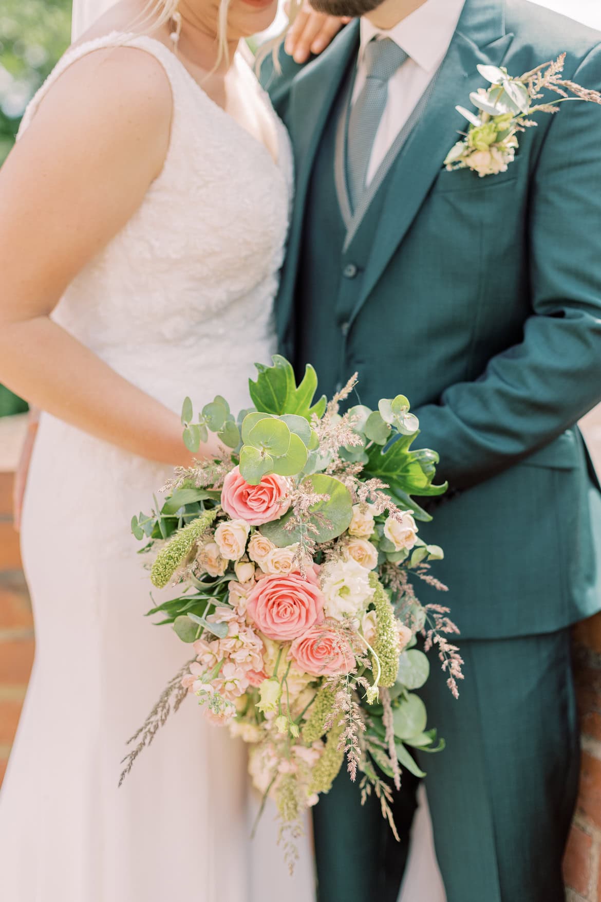 Hochzeit auf Burg Storkow mit freier Trauung im elterlichen Vierseithof