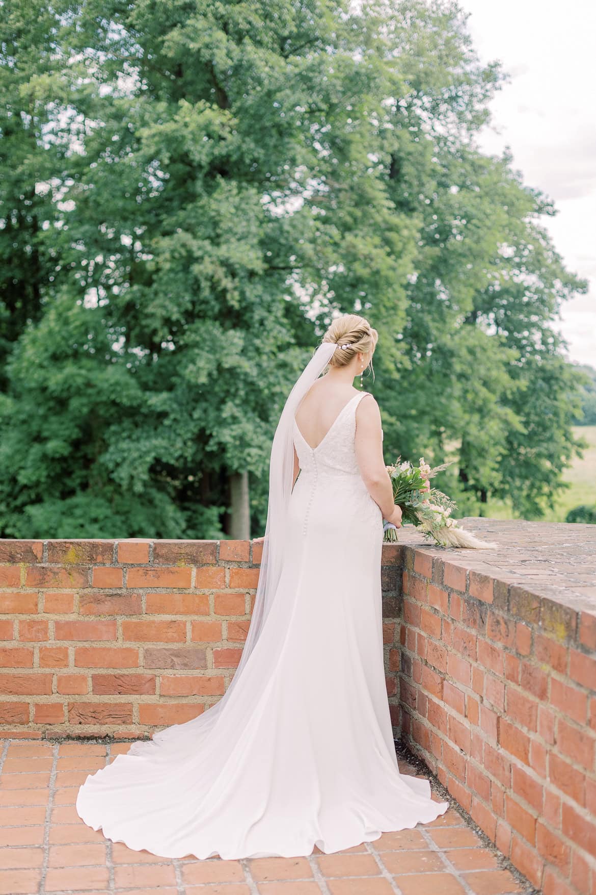 Hochzeit auf Burg Storkow mit freier Trauung im elterlichen Vierseithof