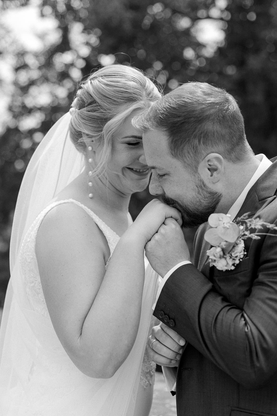 Hochzeit auf Burg Storkow mit freier Trauung im elterlichen Vierseithof