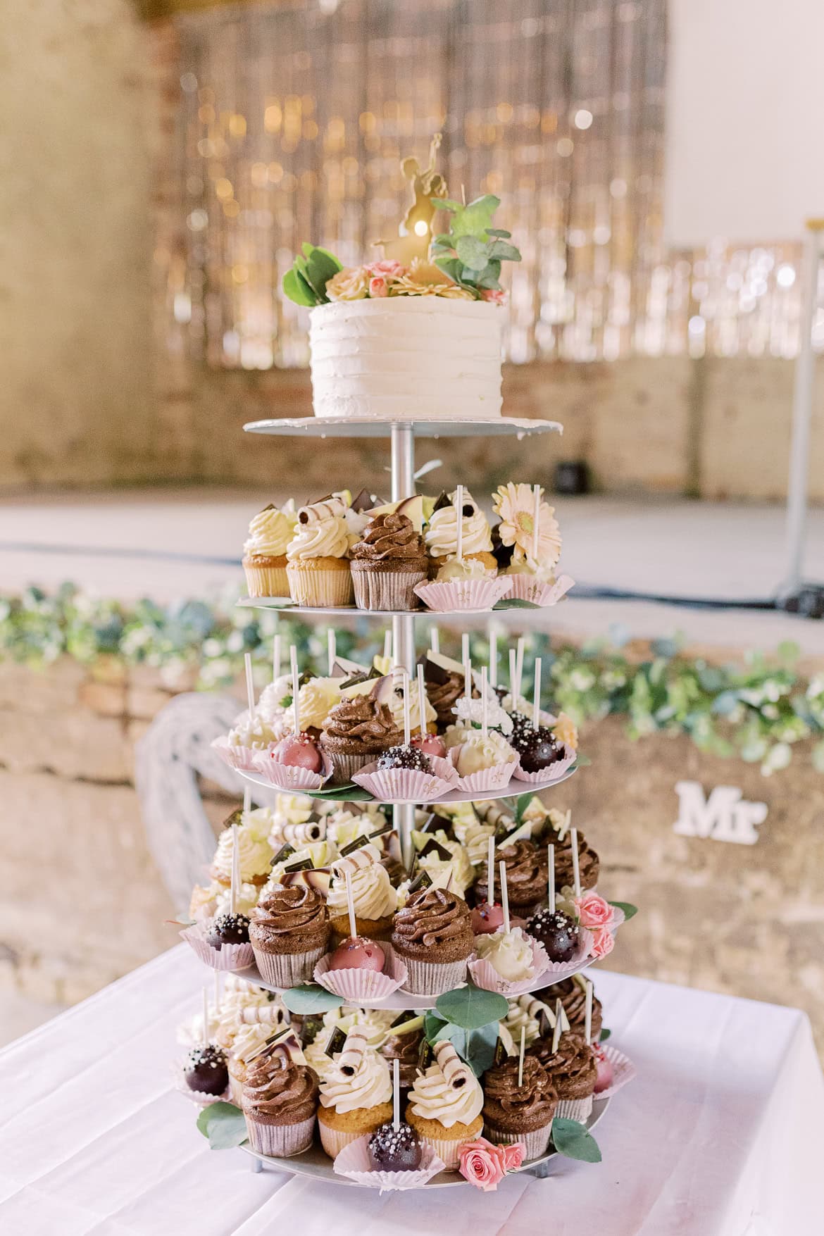 Hochzeit auf Burg Storkow mit freier Trauung im elterlichen Vierseithof