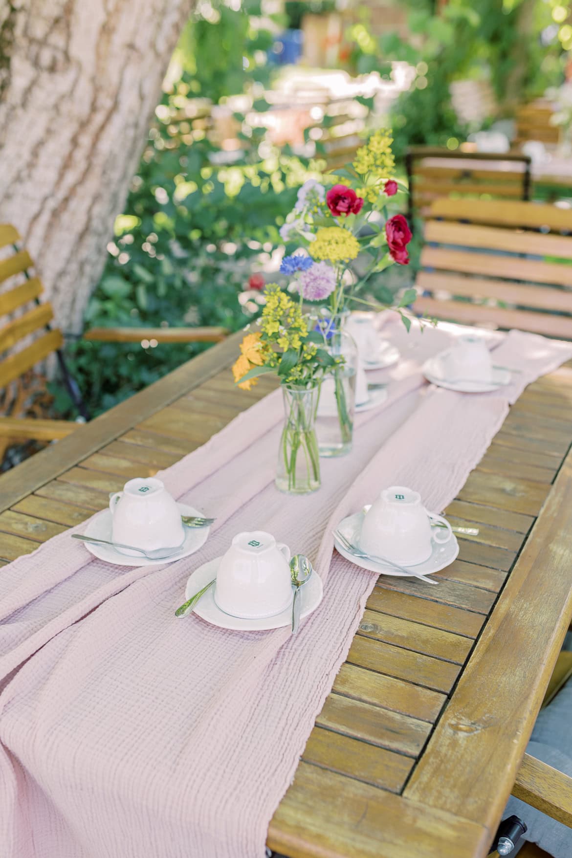 Landhochzeit im Vierseithof - Standesamtlich Heiraten unter Obstbäumen