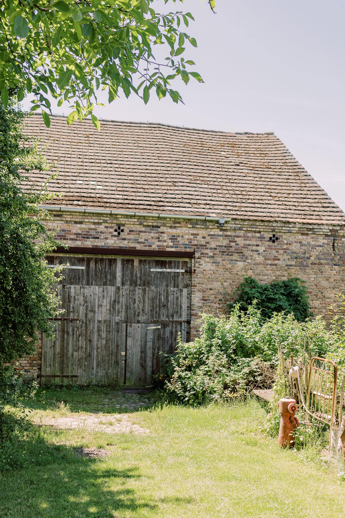 Landhochzeit im Vierseithof - Standesamtlich Heiraten unter Obstbäumen