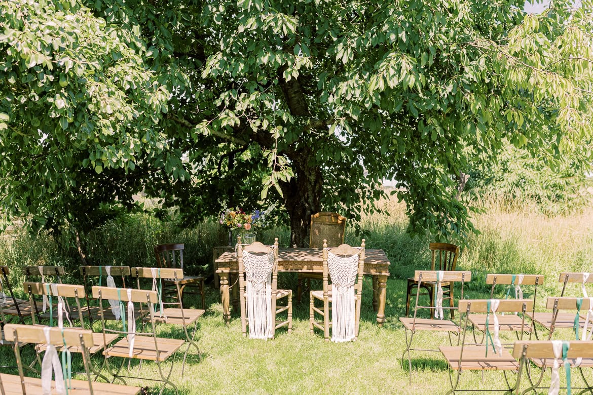 Landhochzeit im Vierseithof - Standesamtlich Heiraten unter Obstbäumen