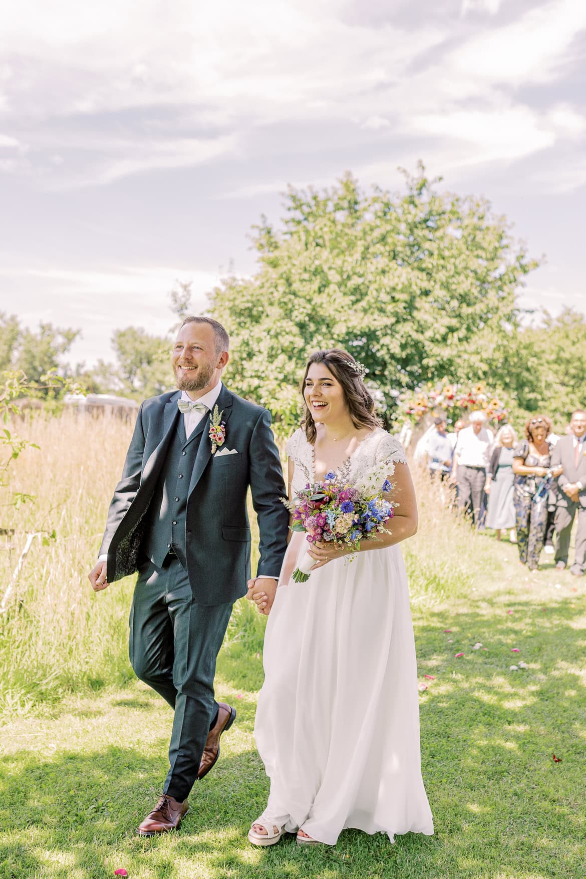 Landhochzeit im Vierseithof - Standesamtlich Heiraten unter Obstbäumen