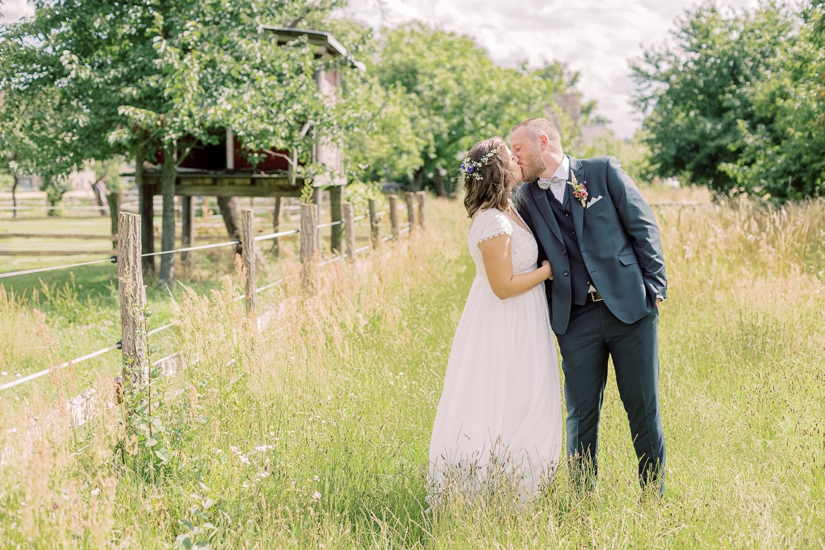 Landhochzeit im Vierseithof - Standesamtlich Heiraten unter Obstbäumen