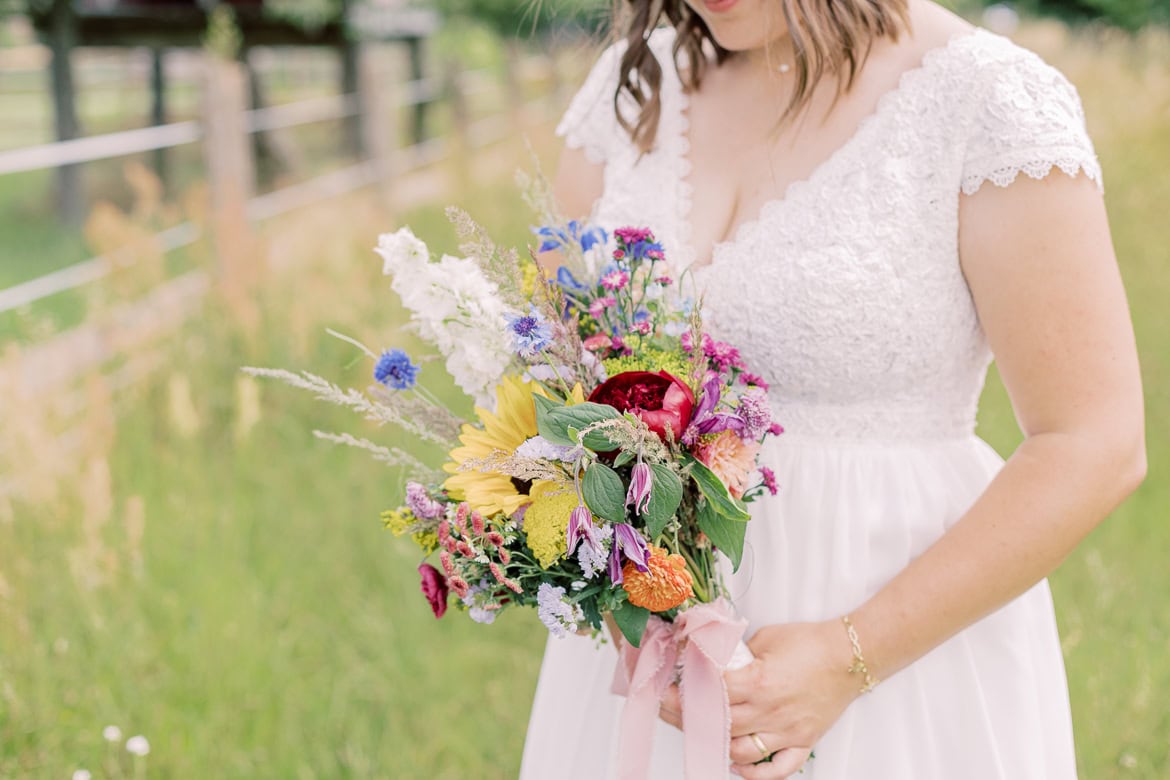 Landhochzeit im Vierseithof - Standesamtlich Heiraten unter Obstbäumen