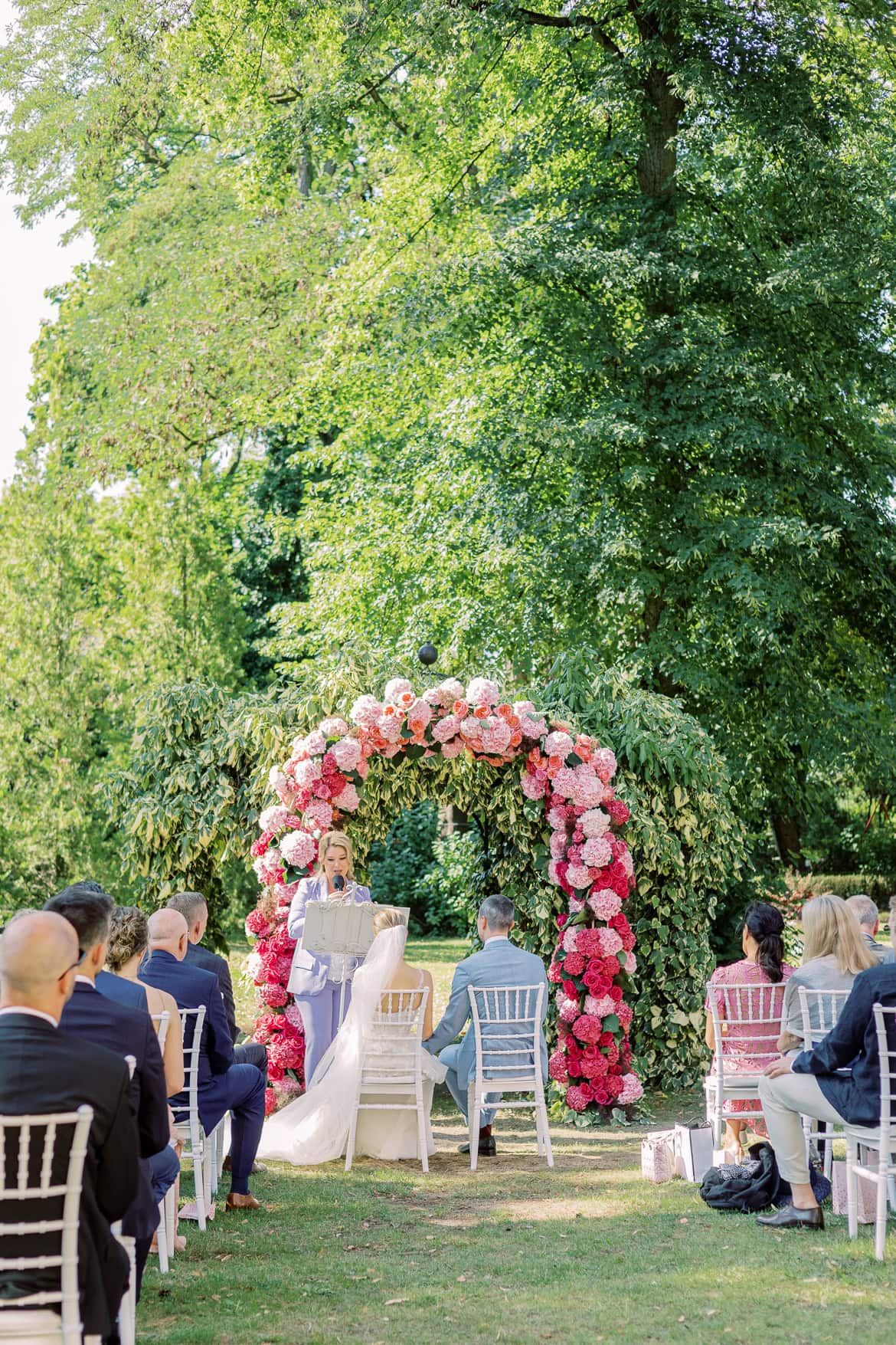 Traum Hochzeit in Pink im Schlosshotel Patrick Hellmann Berlin Grunewald