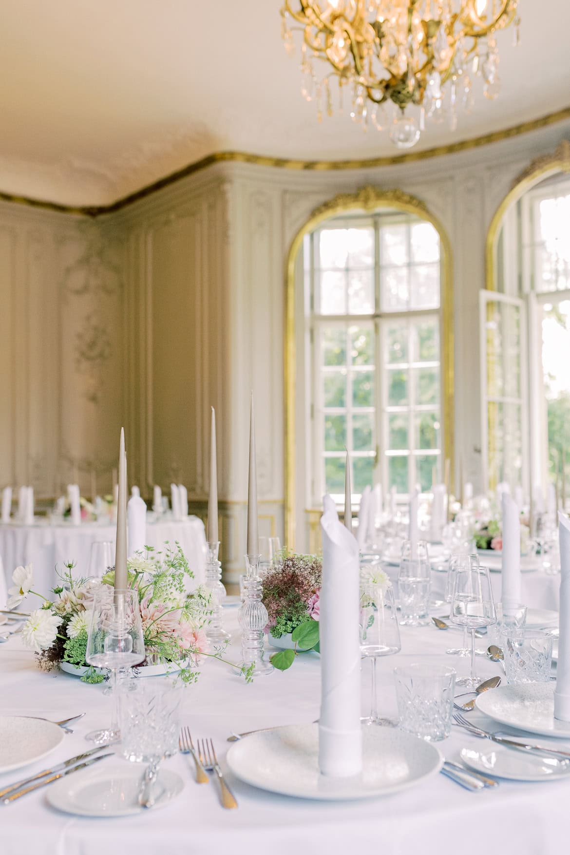 Traum Hochzeit in Pink im Schlosshotel Patrick Hellmann Berlin Grunewald