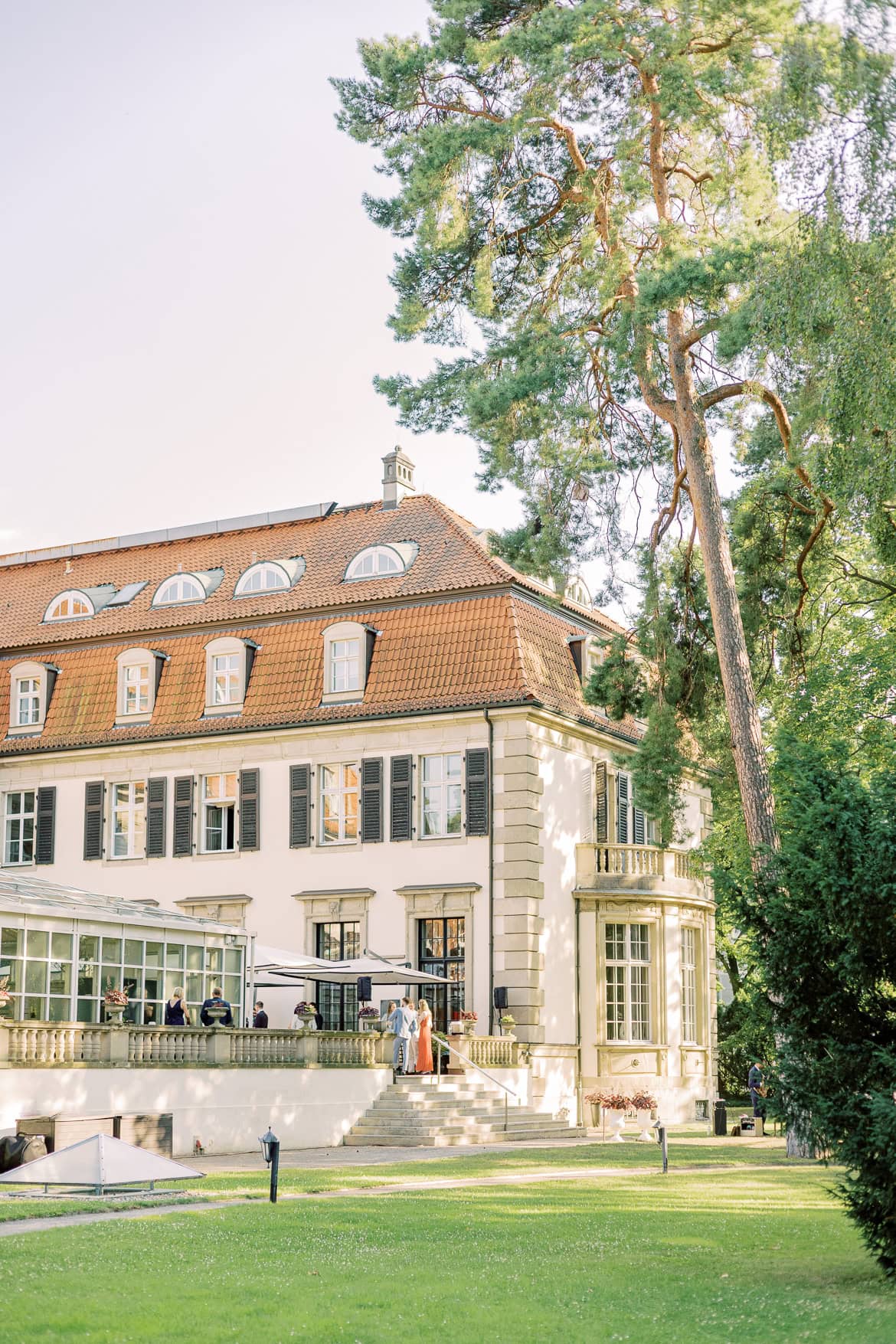 Traum Hochzeit in Pink im Schlosshotel Patrick Hellmann Berlin Grunewald