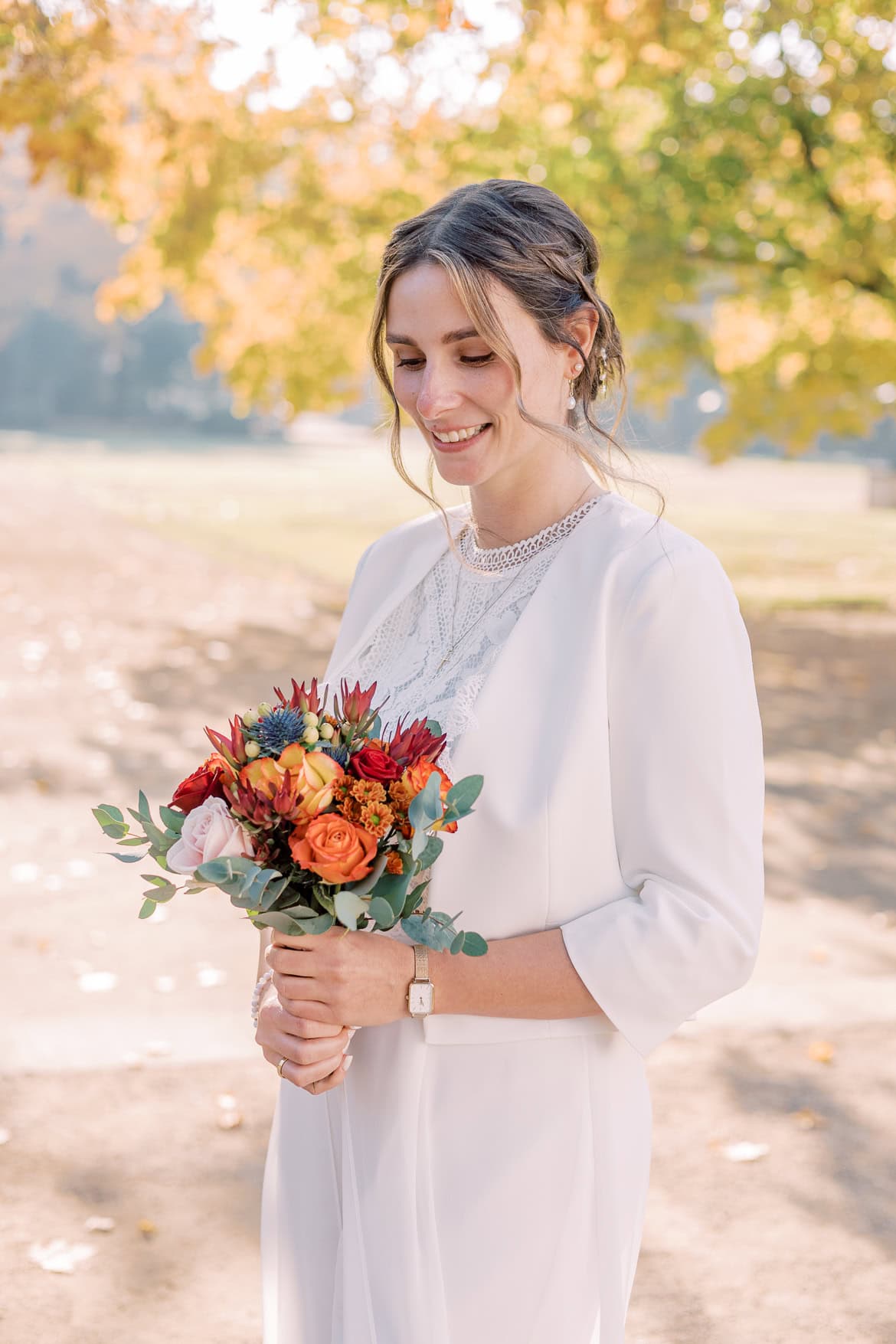 Herbst Hochzeit mit Sonne im Schloss Friedrichsfelde, Berlin