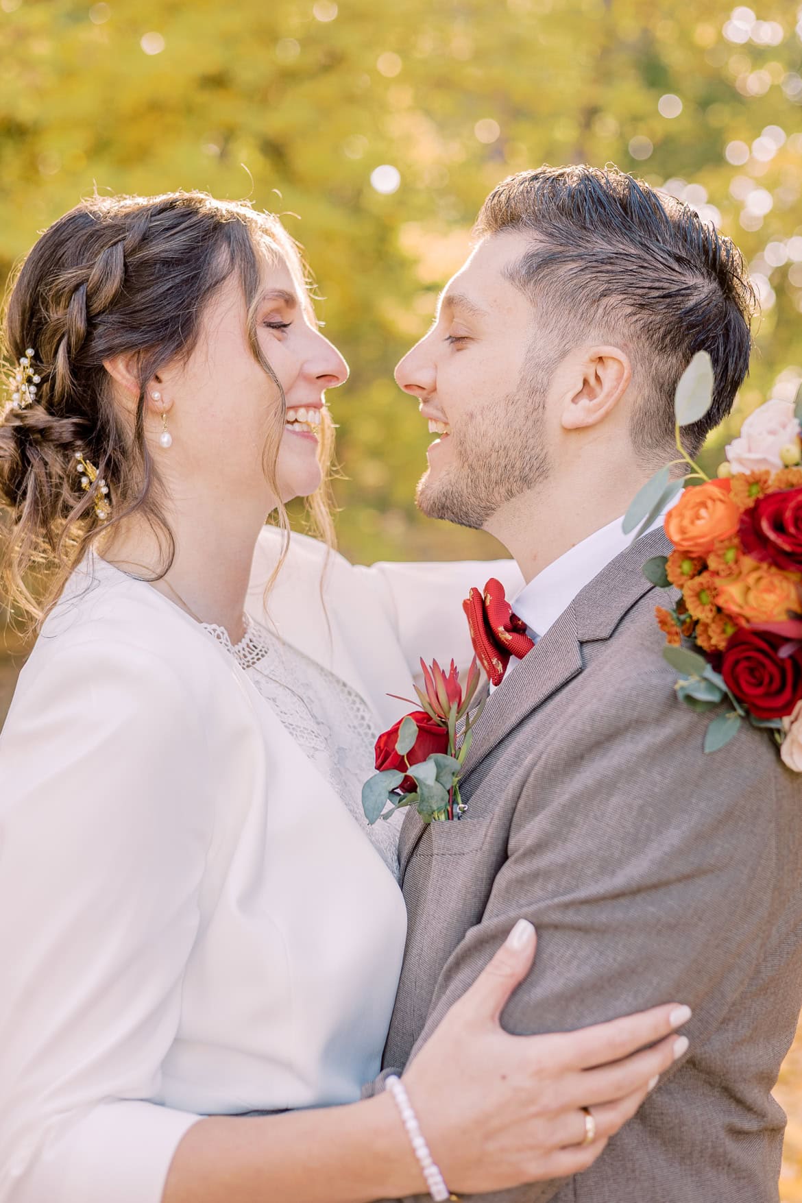 Herbst Hochzeit mit Sonne im Schloss Friedrichsfelde, Berlin