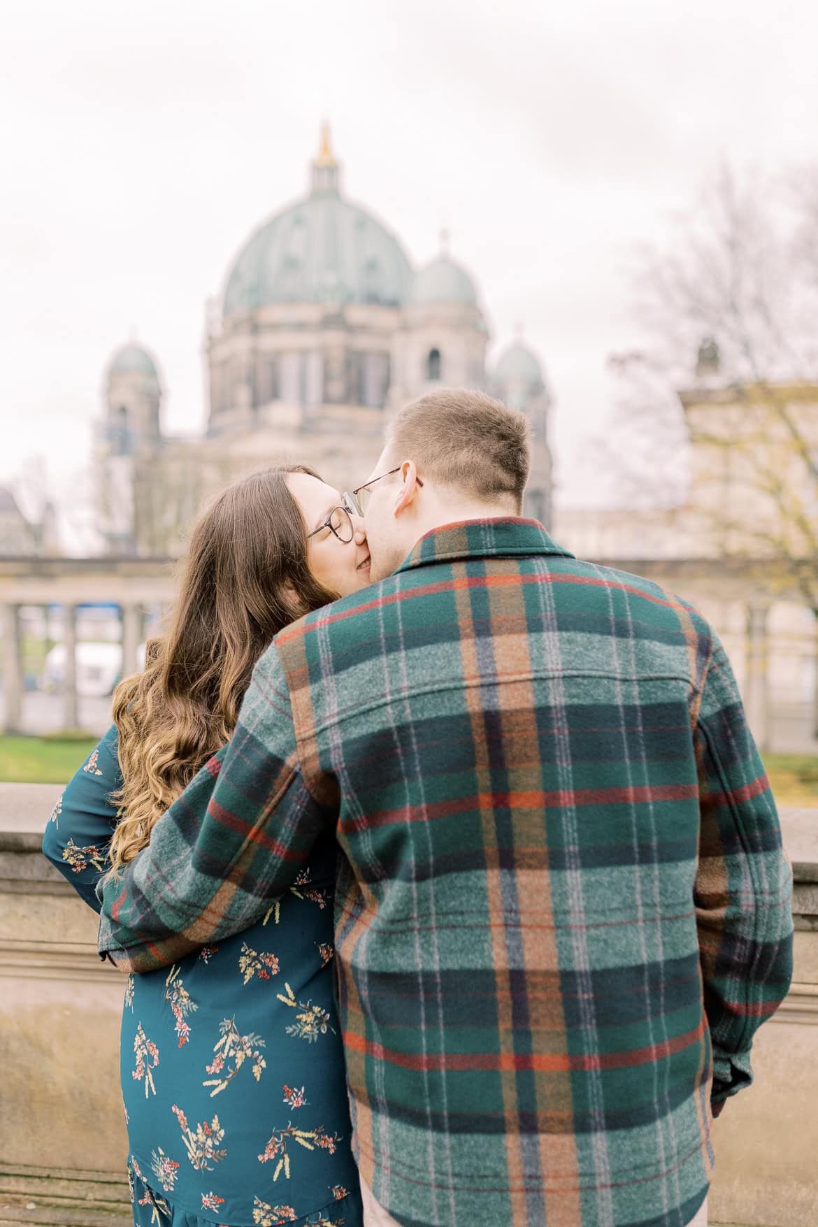 Winterliche Verlobung auf der Museumsinsel in Berlin